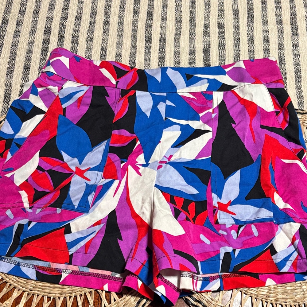 Nine West Bright Multi-Color Abstract Athletic Shorts